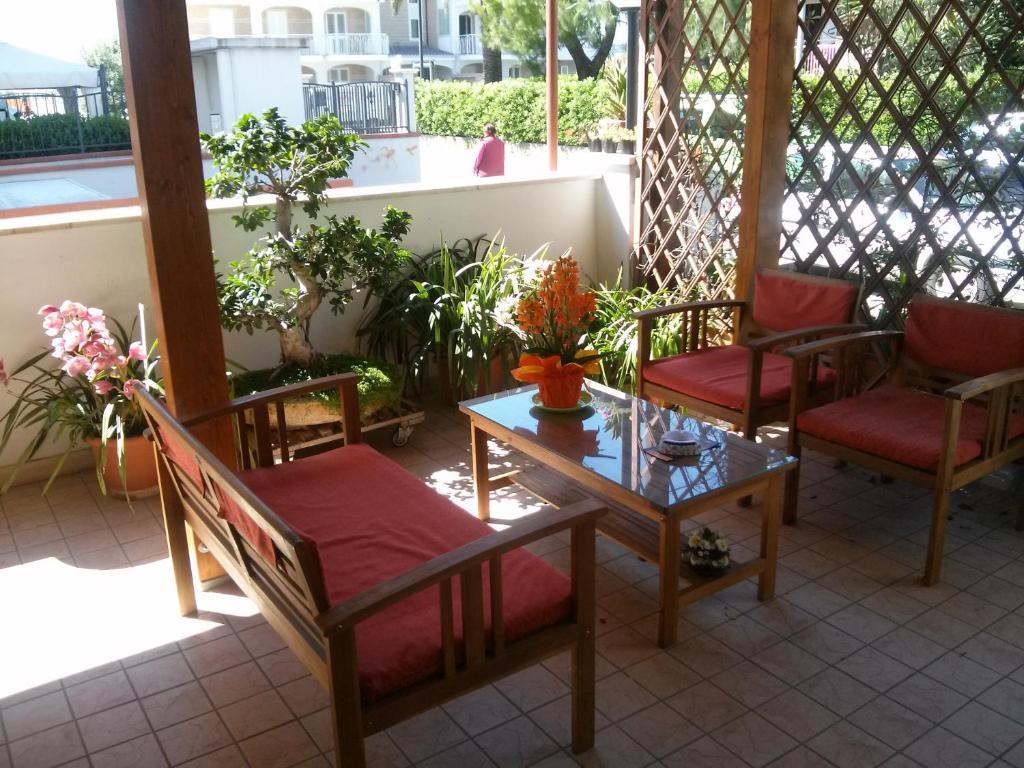 Hotel La Playa San Benedetto del Tronto Exterior photo